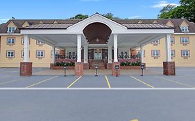 The Roslyn, Tapestry Collection By Hilton